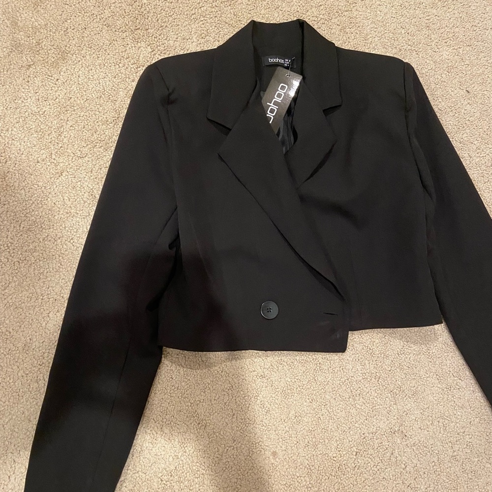 Boohoo Cropped Black Blazer Top